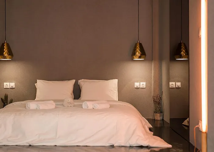 Daire Jolene Selanik