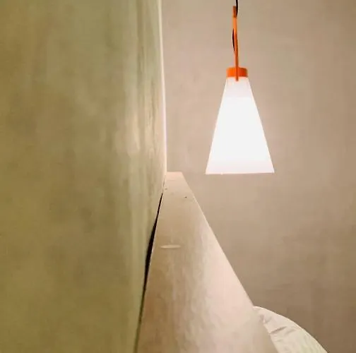 Daire Jolene Selanik